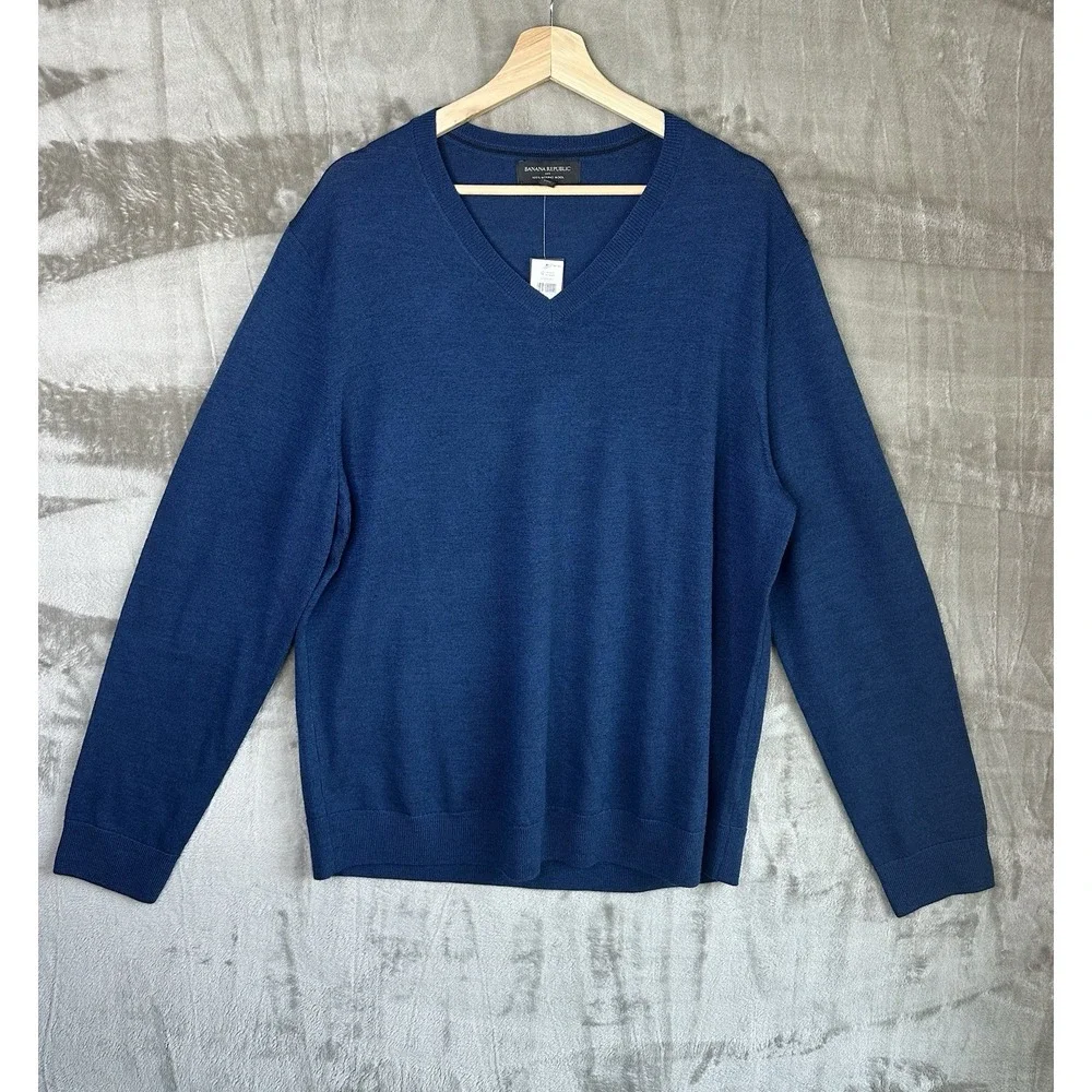 Banana Republic Men's Merino Wool V-Neck Pullover Sweater Blue XL NWT
